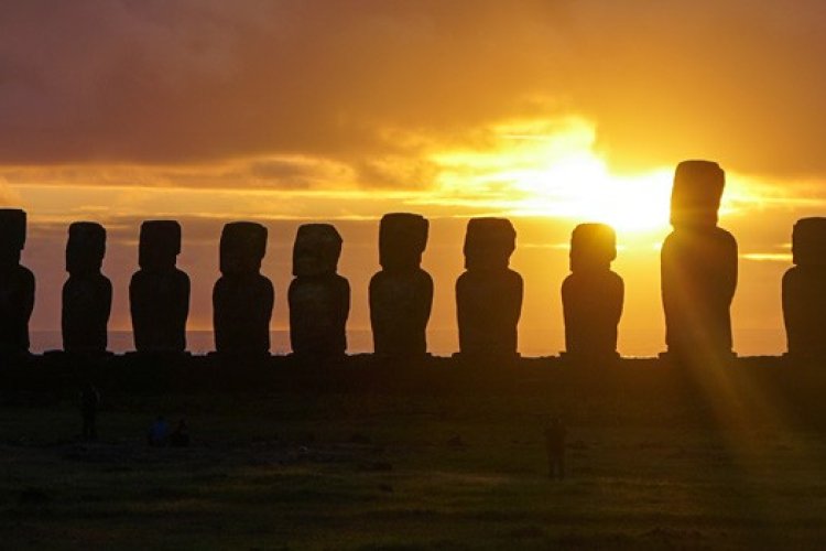 Tongariki Sunrise Experience